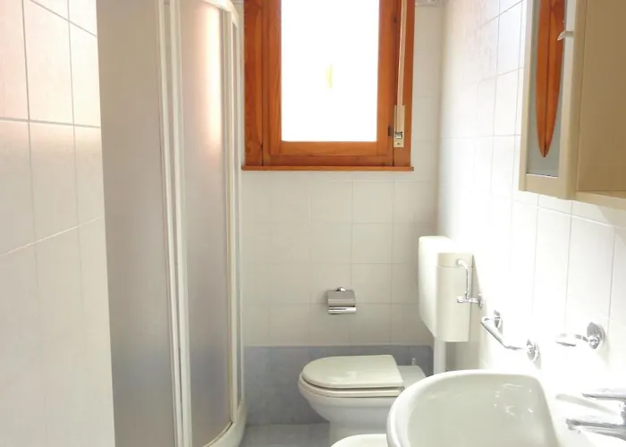 公寓 Bright Flat With Pool And Garden