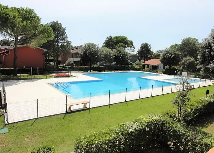 Bright Flat With Pool And Garden Appartamento *